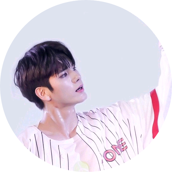 옹성우 image