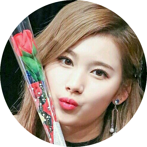 연수(사나) image