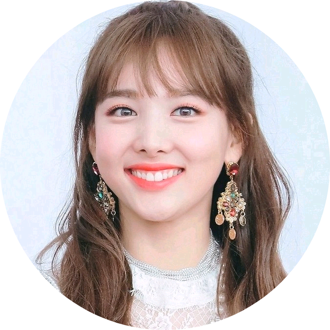 임 나연 image
