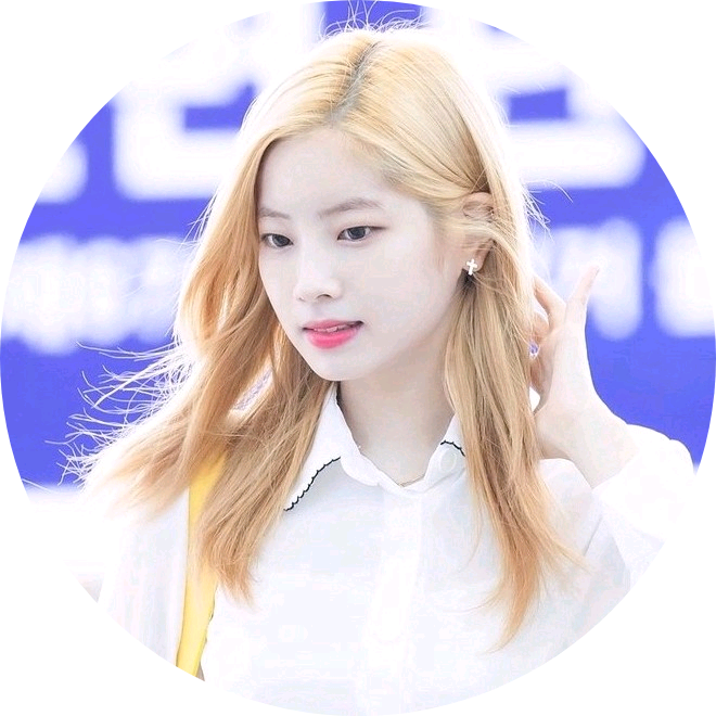 김 다현 image