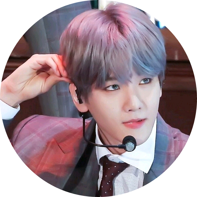 백현 image