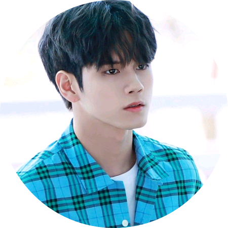 옹성우 image