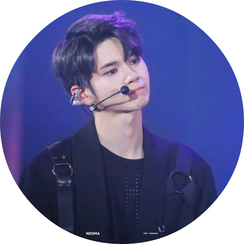 옹성우 image