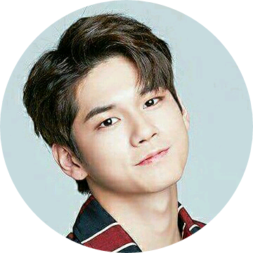 옹성우 image