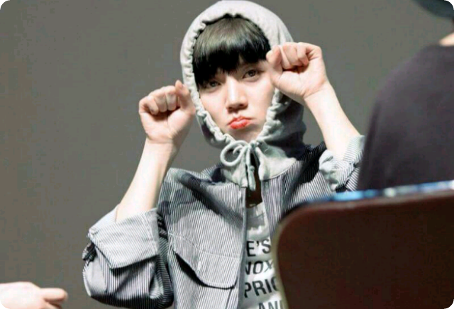 I'm dating my older brother. thumbnail