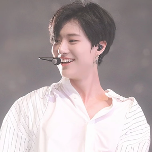 웆뭊 profile image