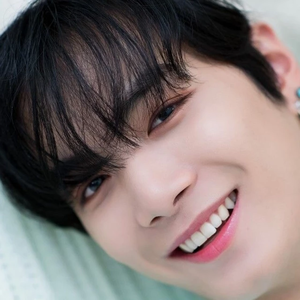 늉이자까 profile image