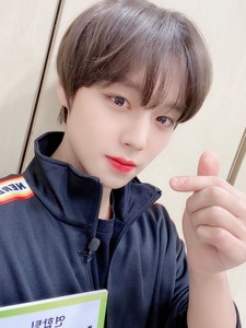 박윙깅99529 profile image