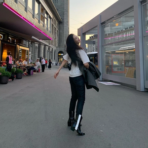 24b18dab47cc4b2160dc7bb94024569e profile image