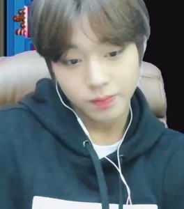 MAYYAM001 profile image