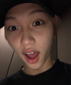 glowlix's profile image