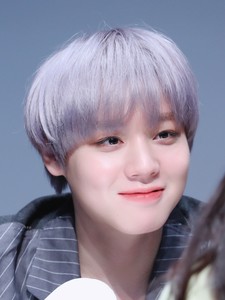 MayMay529 profile image