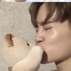 헤헷찡긋 profile image