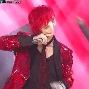 παράνɔ̀ισε profile image