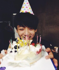 내눈깔은전정국만 profile image