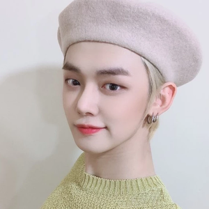 모아입니돠 profile image