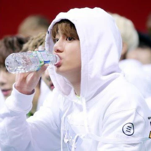 울꾸기넘귀엽따아 profile image