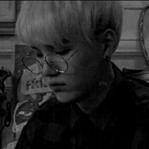 commas profile image