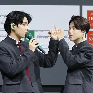 hOomaNzUwU profile image