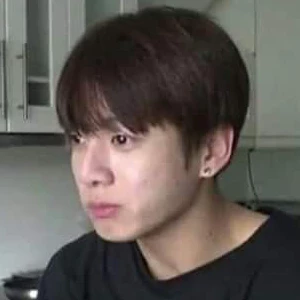 Naughtydiminie profile image