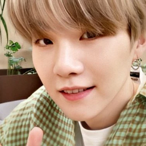 ShielaV profile image