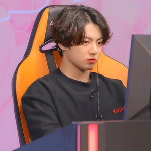 honsoolyd profile image