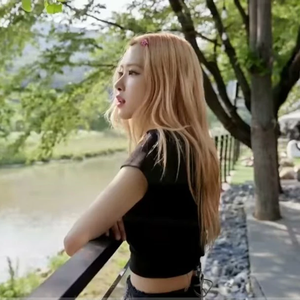 ROSEANNEFANS profile image