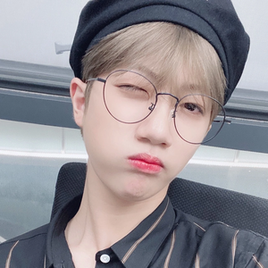윤슬Yoon-seul's profile image