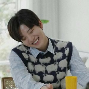 teumestayzen profile image