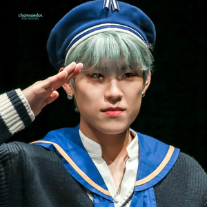 AB6IX박우진 profile image