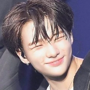 najaemiw profile image