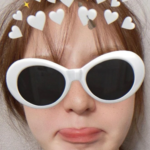luvrvwen profile image