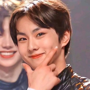 jungwonnie123 profile image