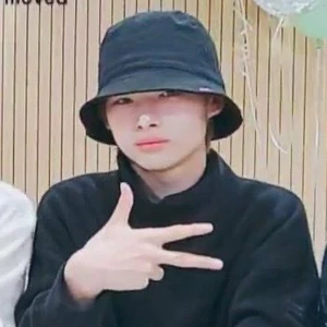 nikiyewyew profile image