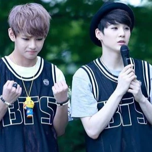 reynaARMY profile image