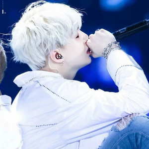 VioletLilac profile image