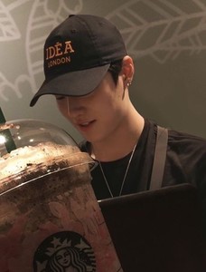 evermoodz profile image