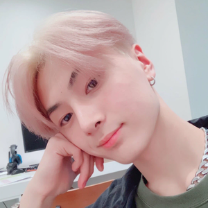 hugsforjay profile image