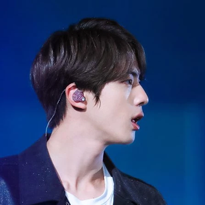 590b7b7c49527833392eda55c1836bd2 profile image