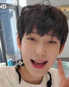 あこー profile image