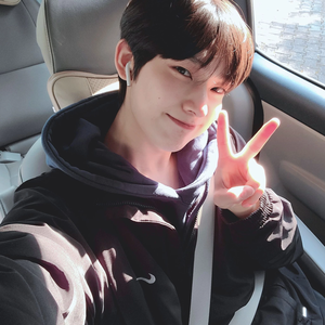 Mokshaaaa profile image