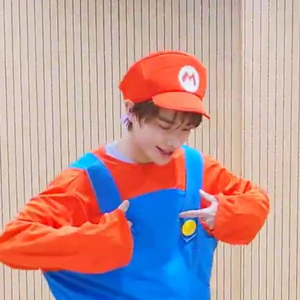 2bd944cfcb827751a14b2cb41bfcfd31 profile image