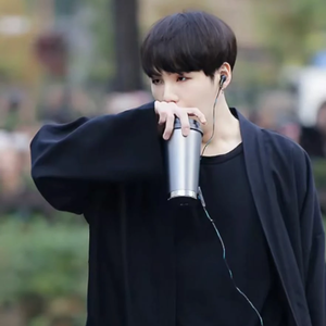 SUGA작가 profile image