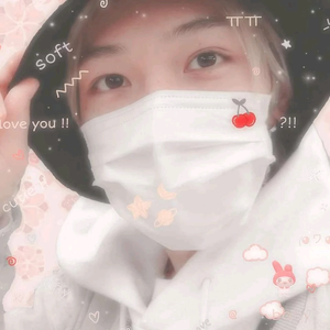 Moonbabyy profile image