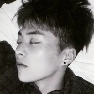 XIUBISEXUAL profile image