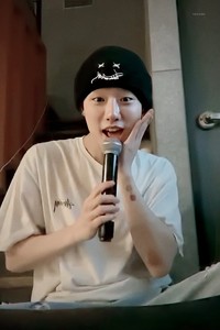 Chinyoun profile image