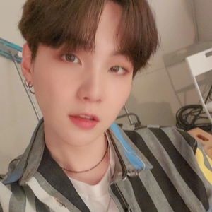 glossymin profile image