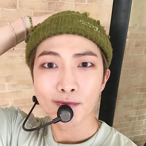 piecesnermoon profile image