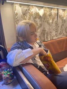 jayieess profile image