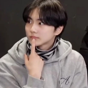 youreyestellJK profile image